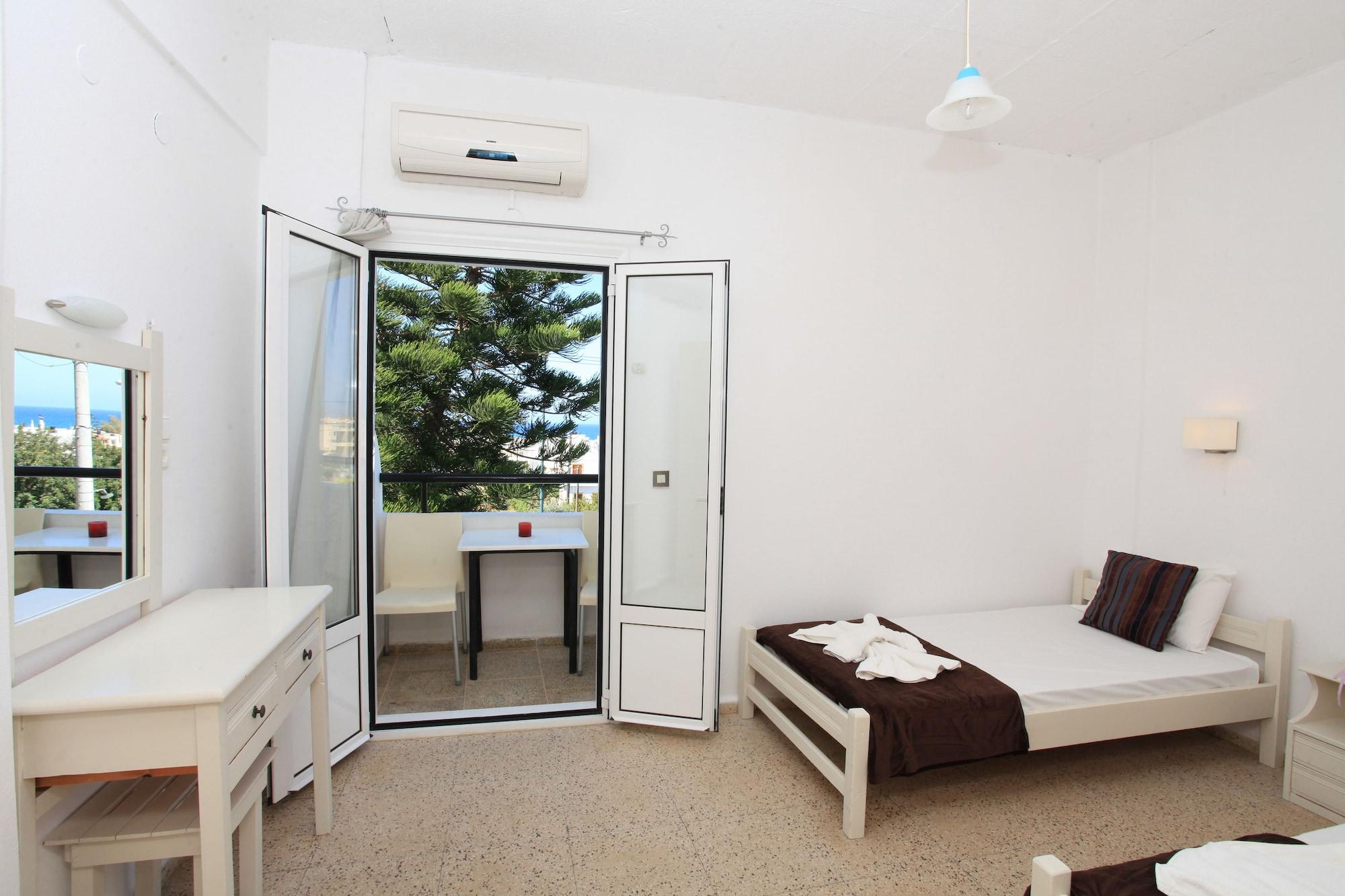 Iraklis Apartments Stalida Exterior foto